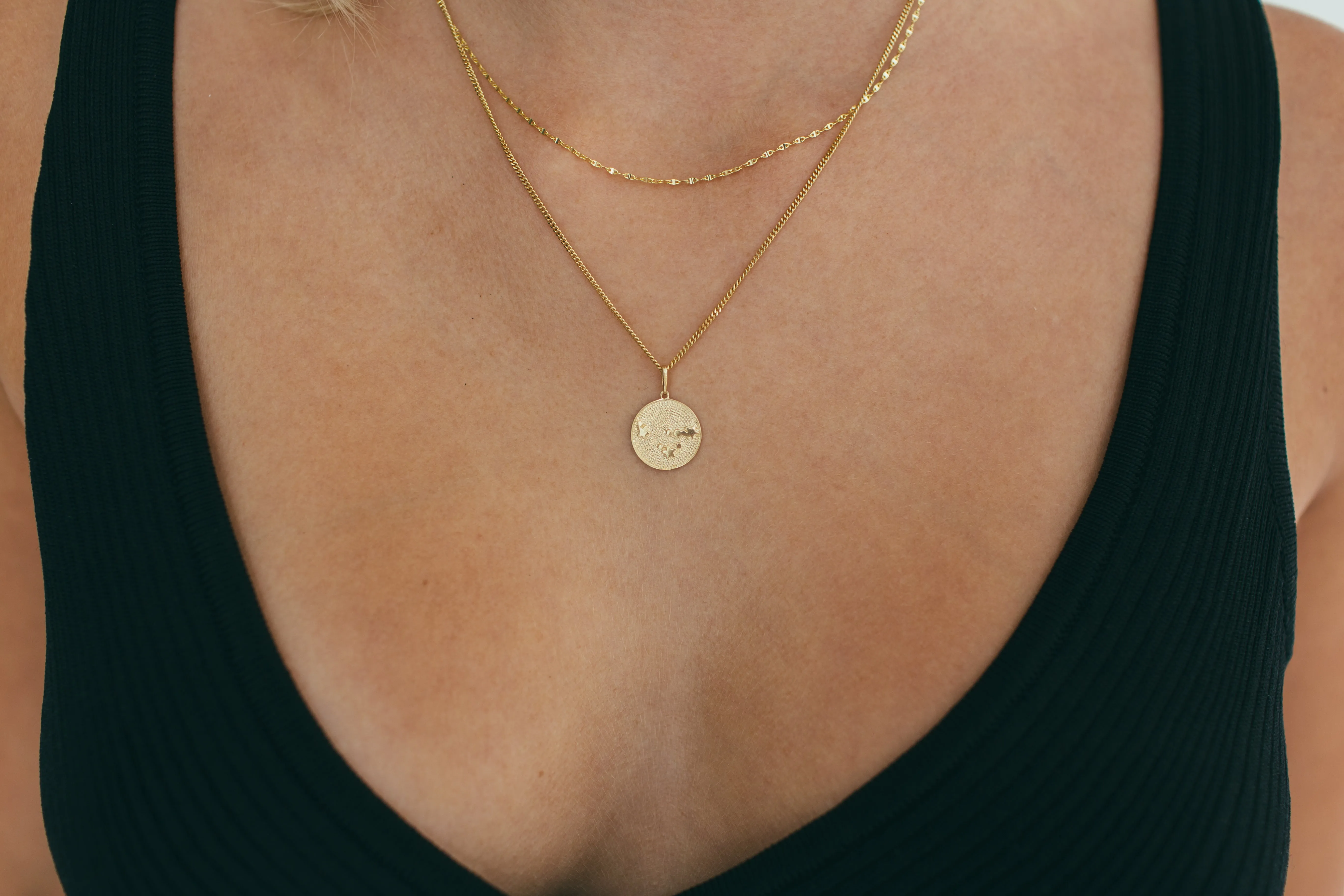 10K Delicate Gold Choker Necklace