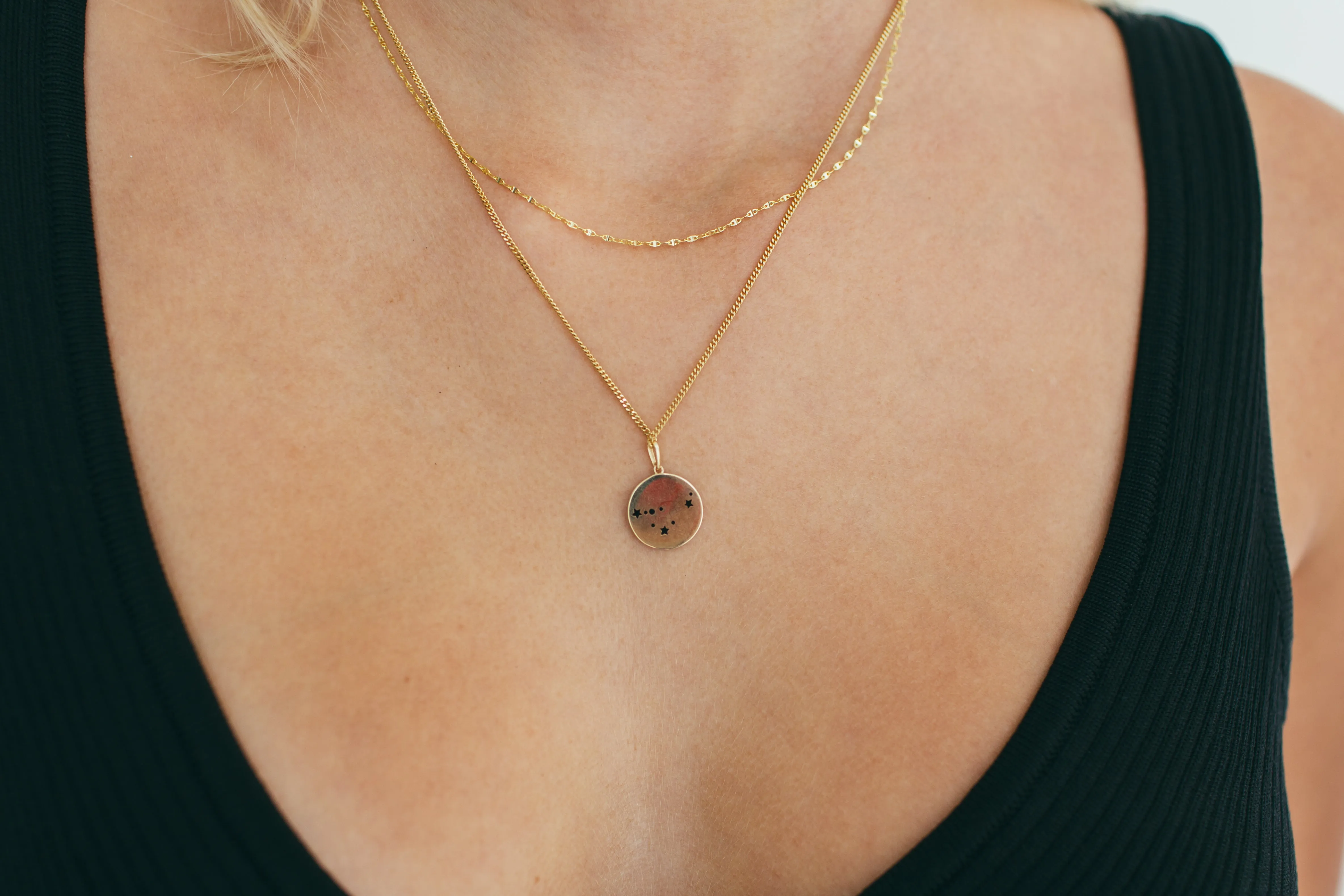 10K Delicate Gold Choker Necklace