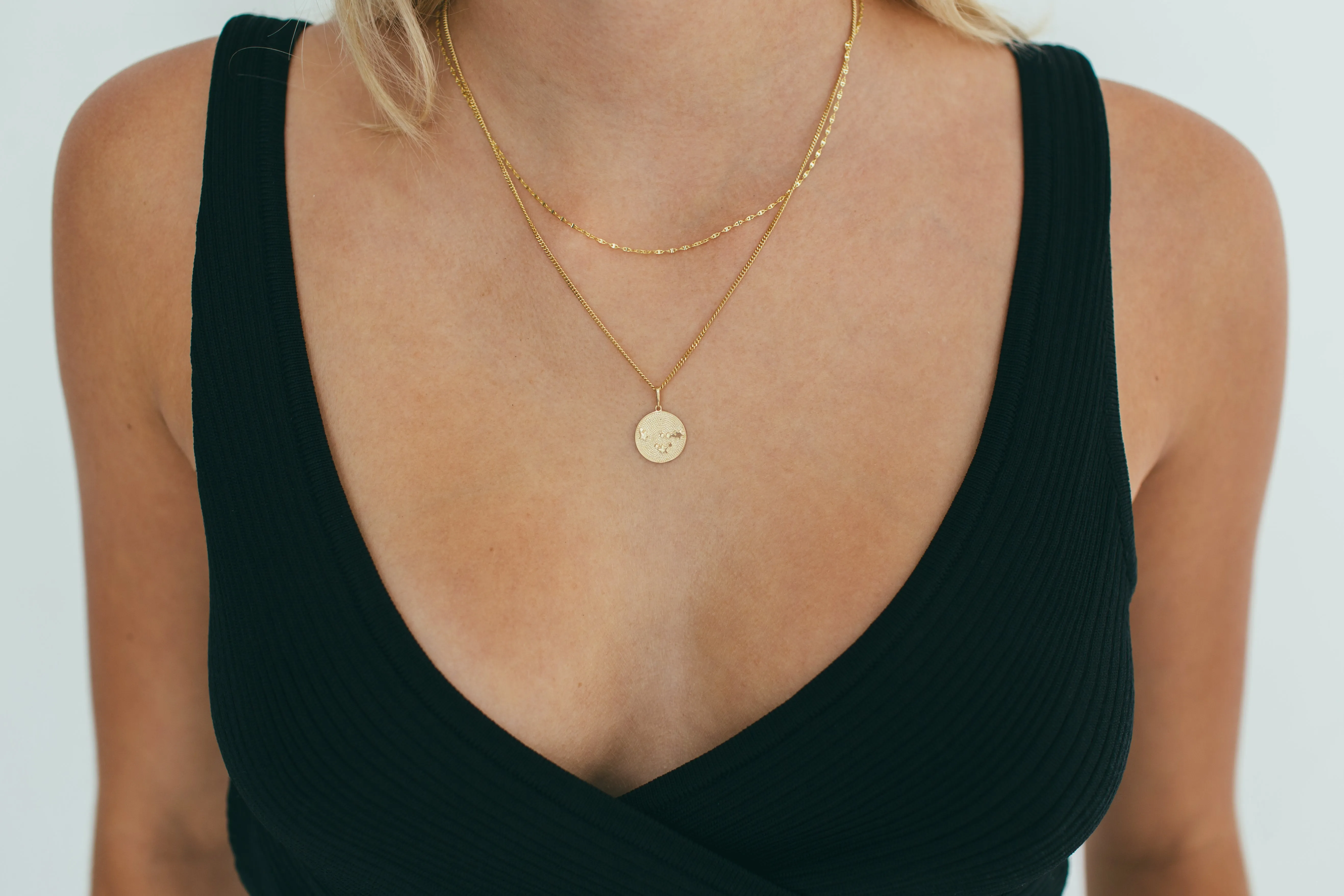 10K Delicate Gold Choker Necklace