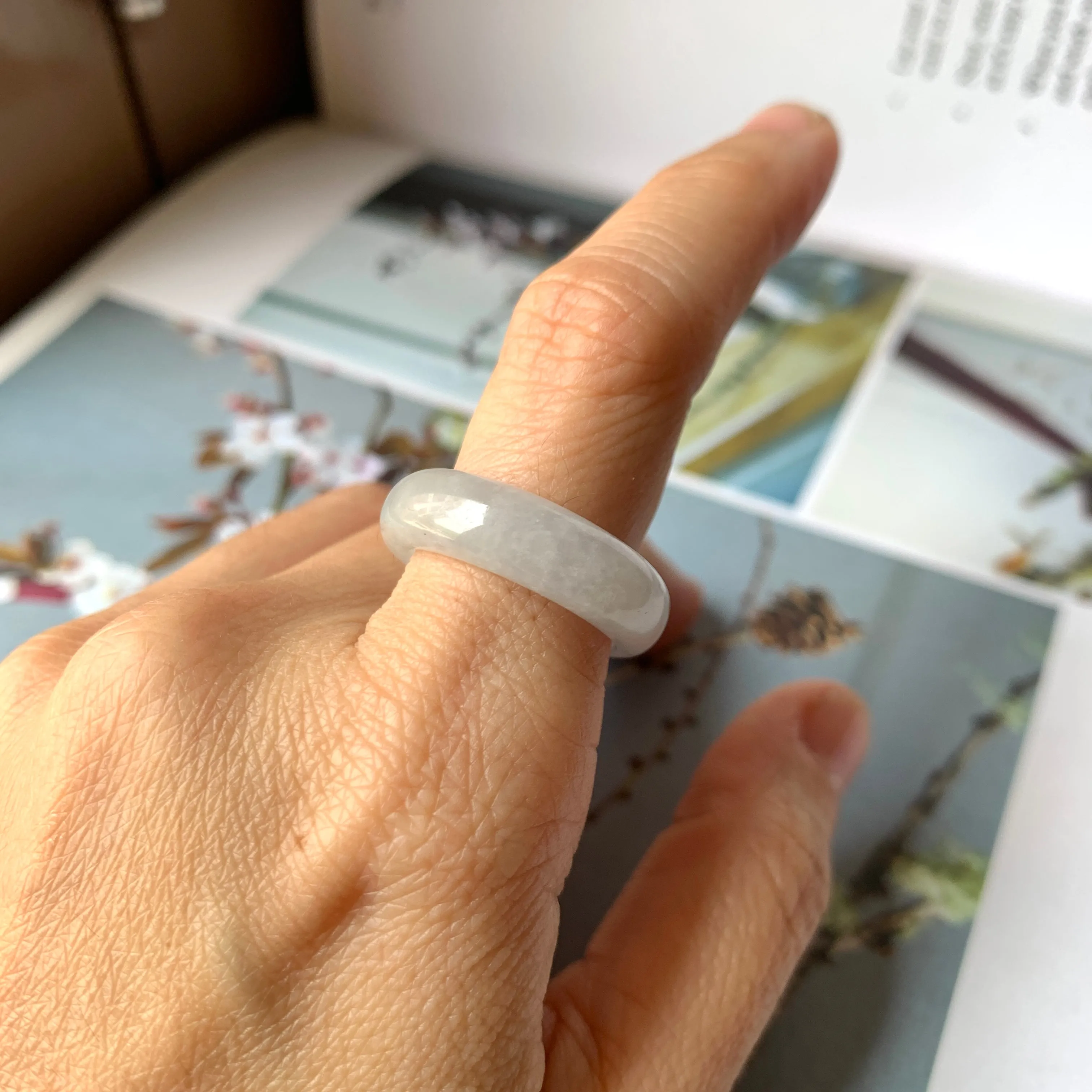 17.1mm A-Grade Natural Chiffon White Jadeite Abacus Ring Band No.162345