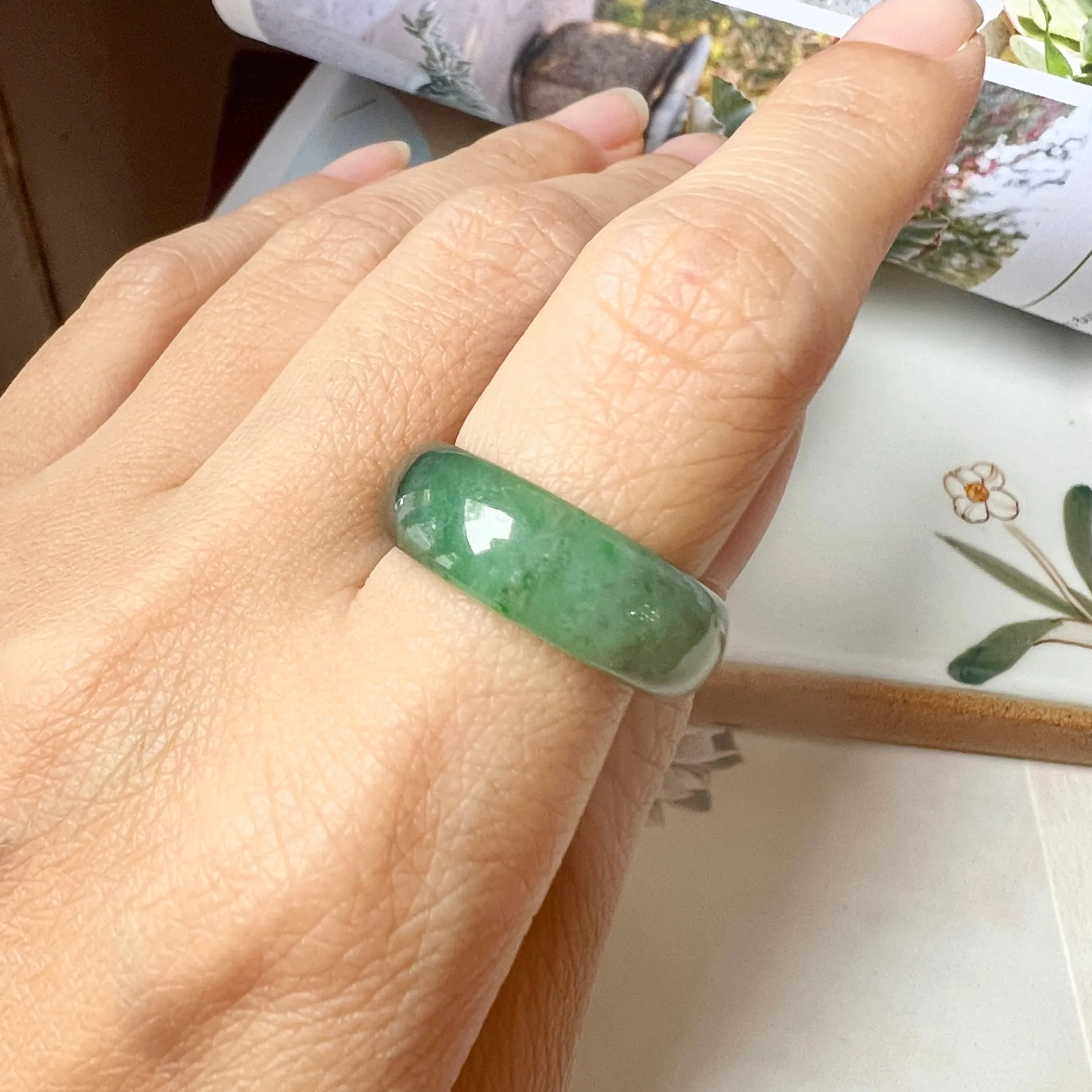 High-Quality 17mm Natural Imperial Green Jadeite Abacus Band - Grade A