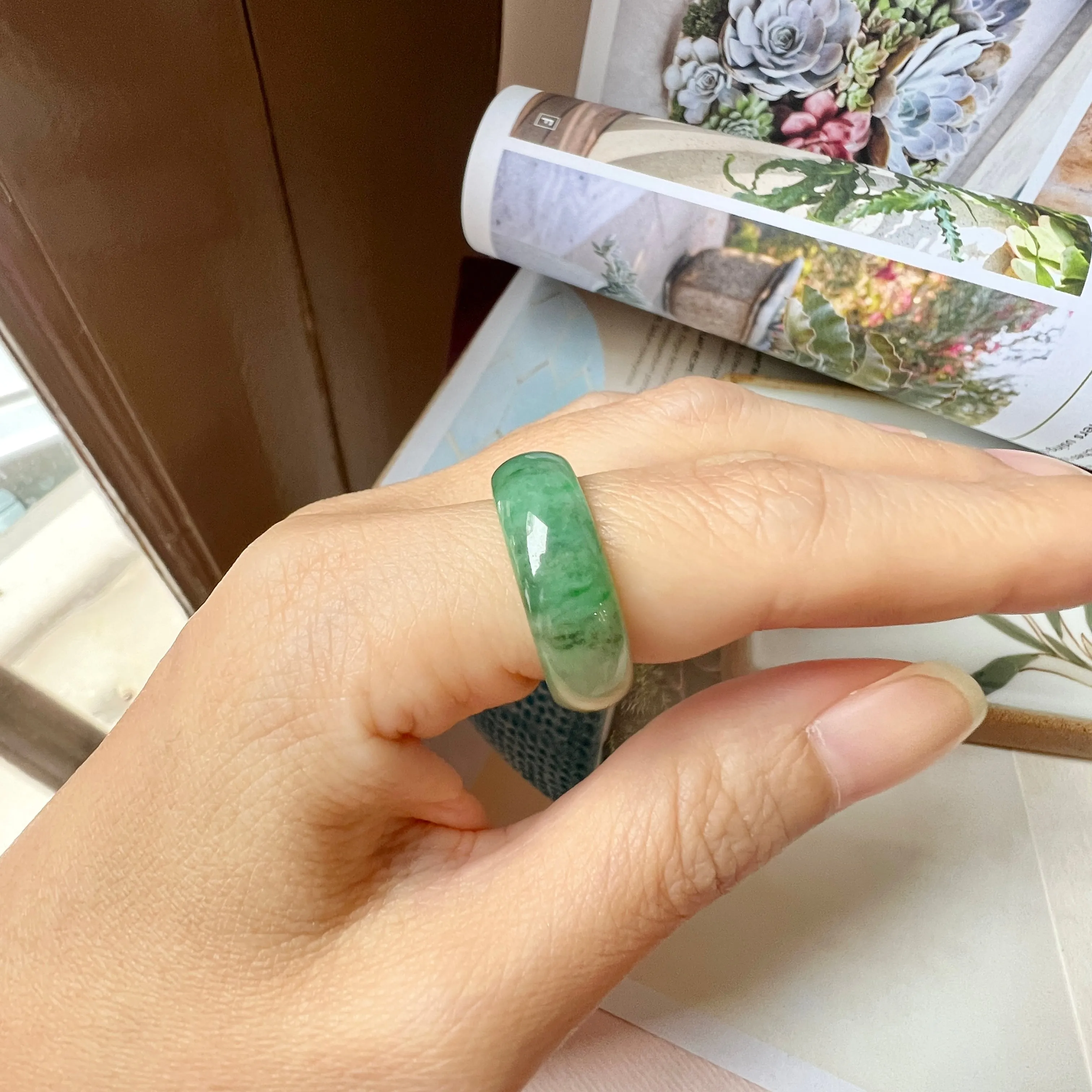 High-Quality 17mm Natural Imperial Green Jadeite Abacus Band - Grade A