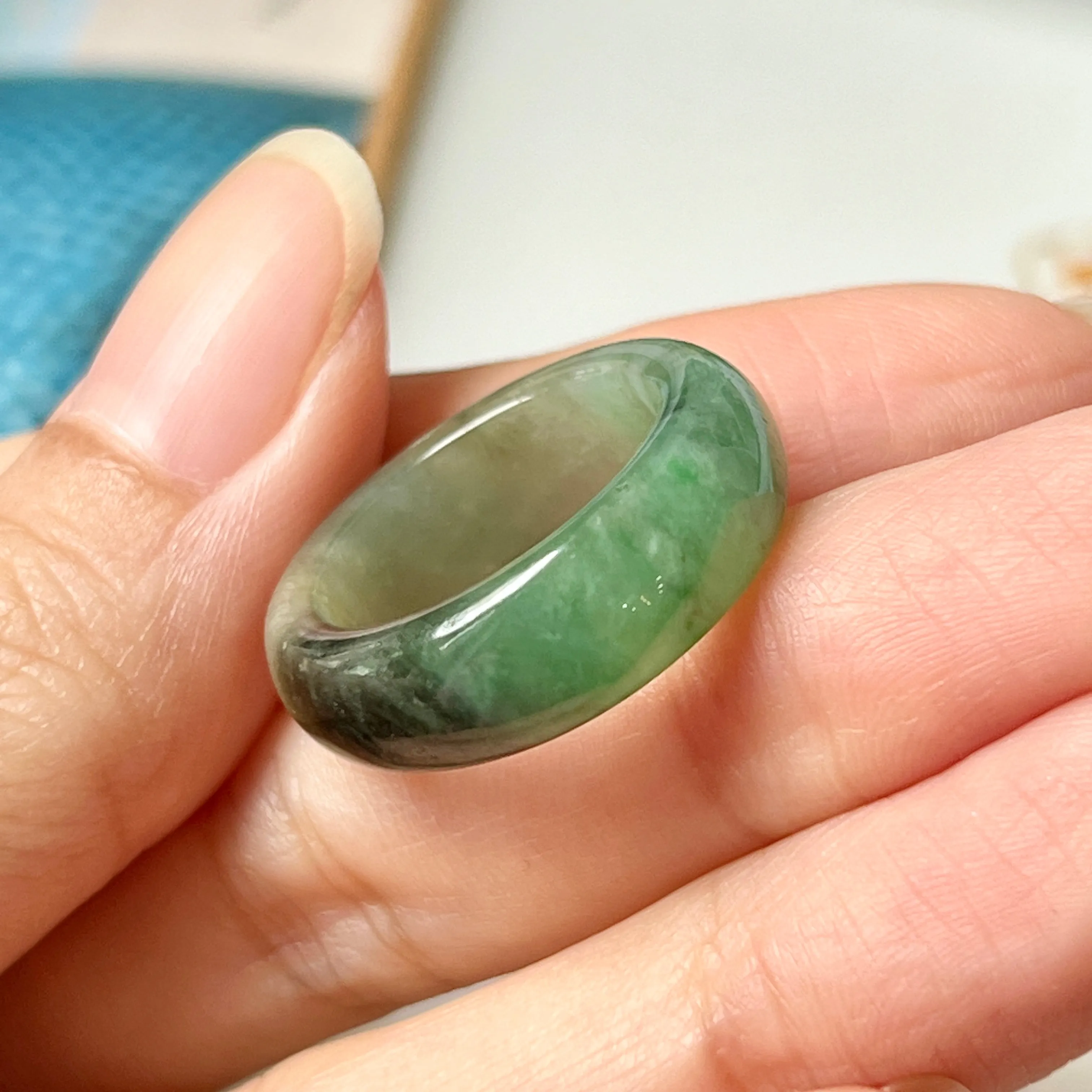 High-Quality 17mm Natural Imperial Green Jadeite Abacus Band - Grade A