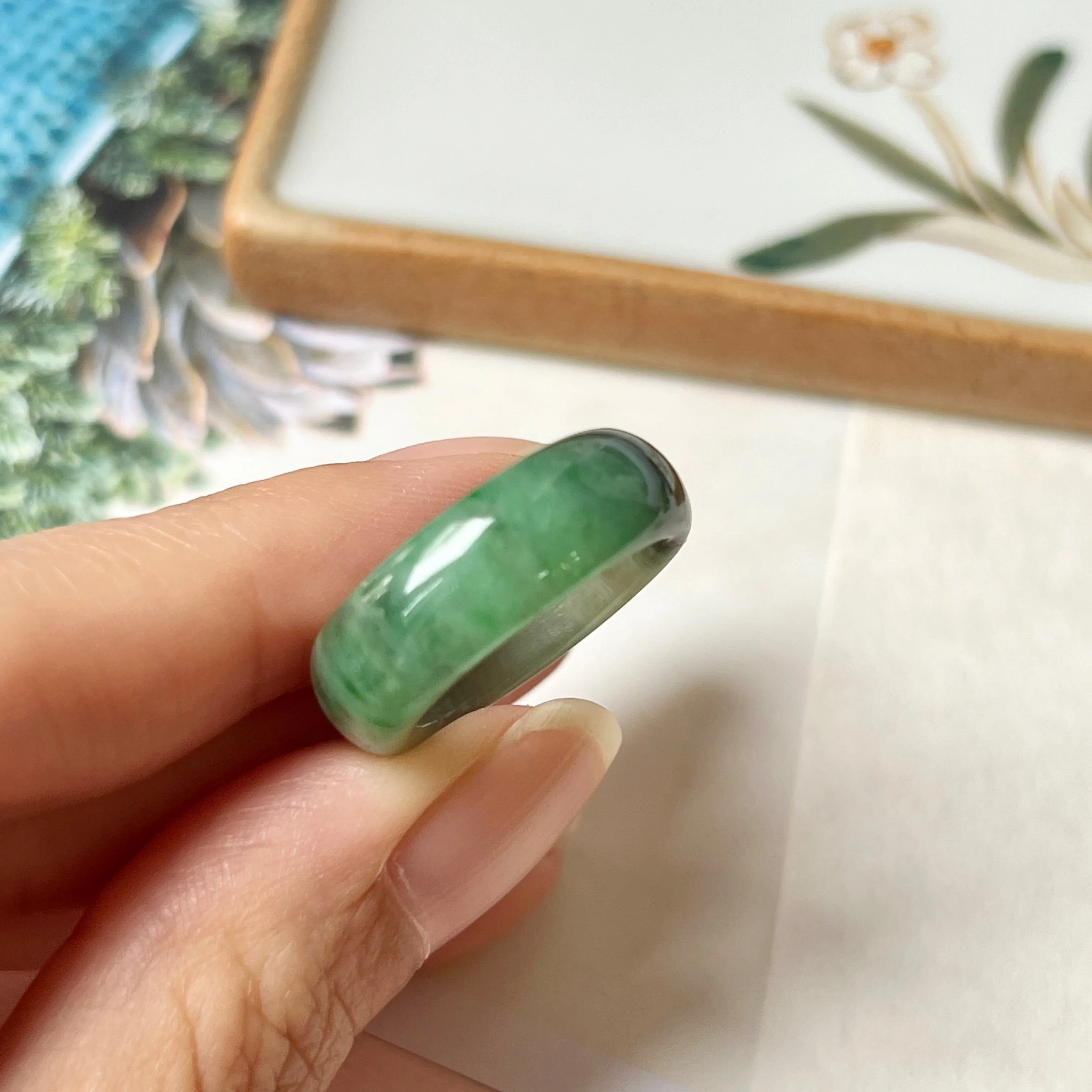 High-Quality 17mm Natural Imperial Green Jadeite Abacus Band - Grade A