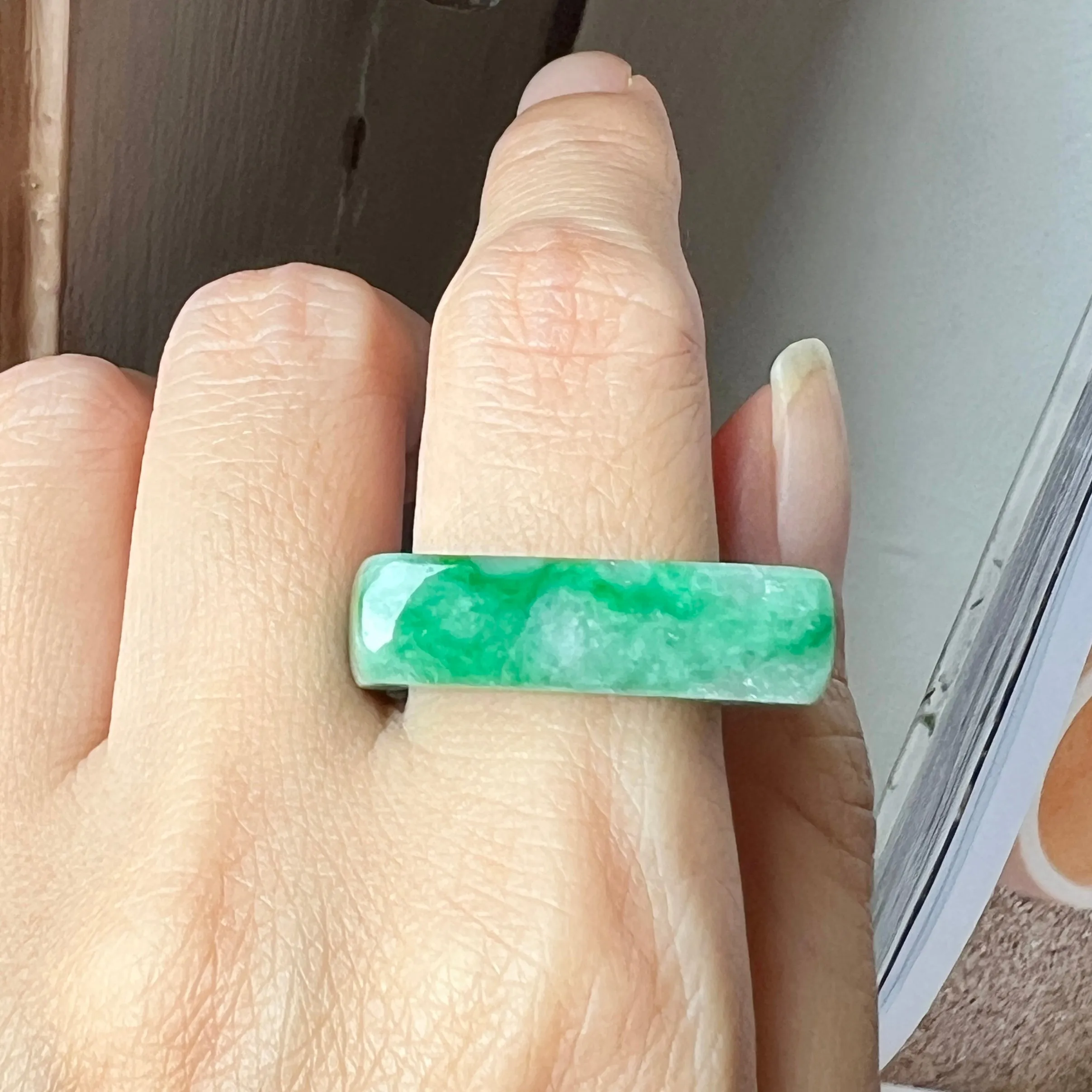 19.1mm A-Grade Natural Floral Imperial Jadeite Saddle Loaf Ring Band No.162342
