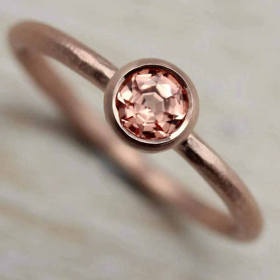 Exquisite 4mm Round Peach Padparadscha Sapphire Gemstone