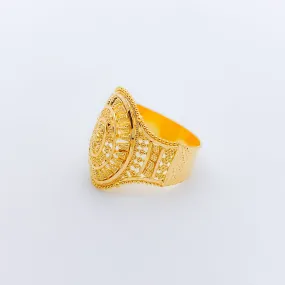Attractive Gold Ring