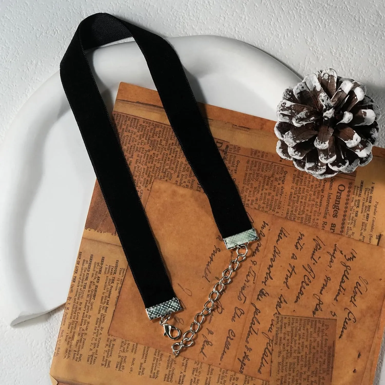 Black Choker Necklace Set Velvet Lace Choker Daisy Gothic Punk Classic Choker