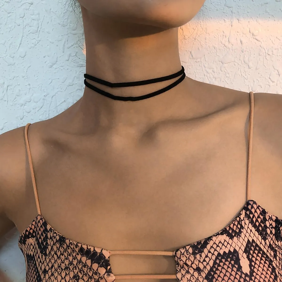 Black Choker Necklace Set Velvet Lace Choker Daisy Gothic Punk Classic Choker
