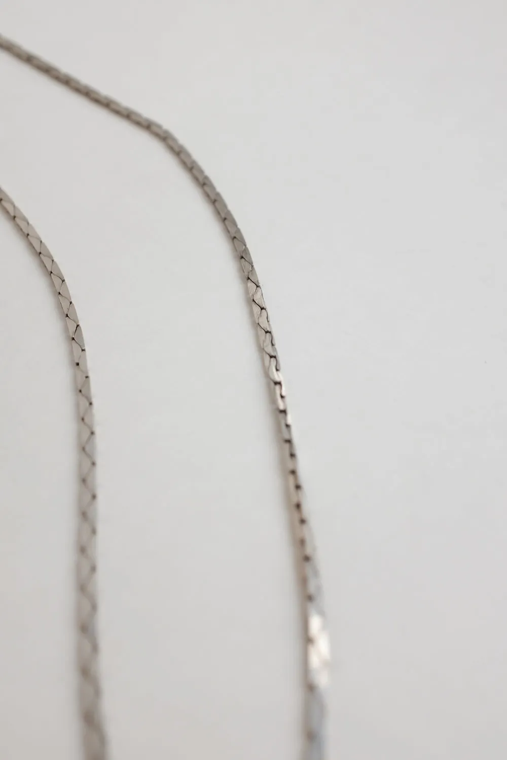 CLASSY STERLING SILVER 925 VINTAGE NECKLACE