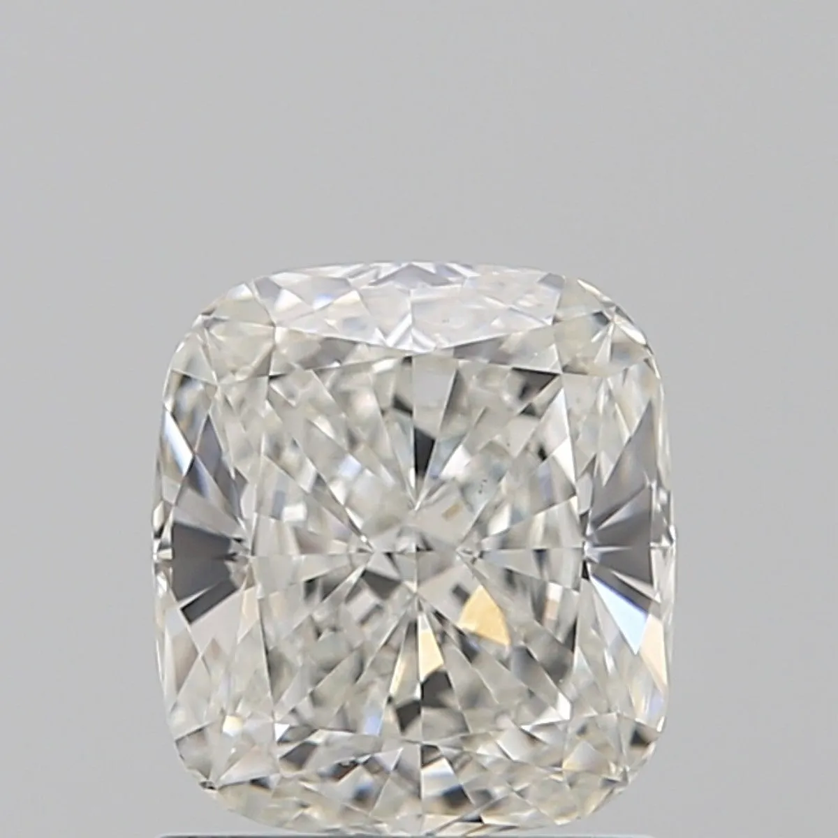 Cushion GIA certified 1.00 ct HVS2 Solitaire Pendant in Adjustable Gold Wheat Chain