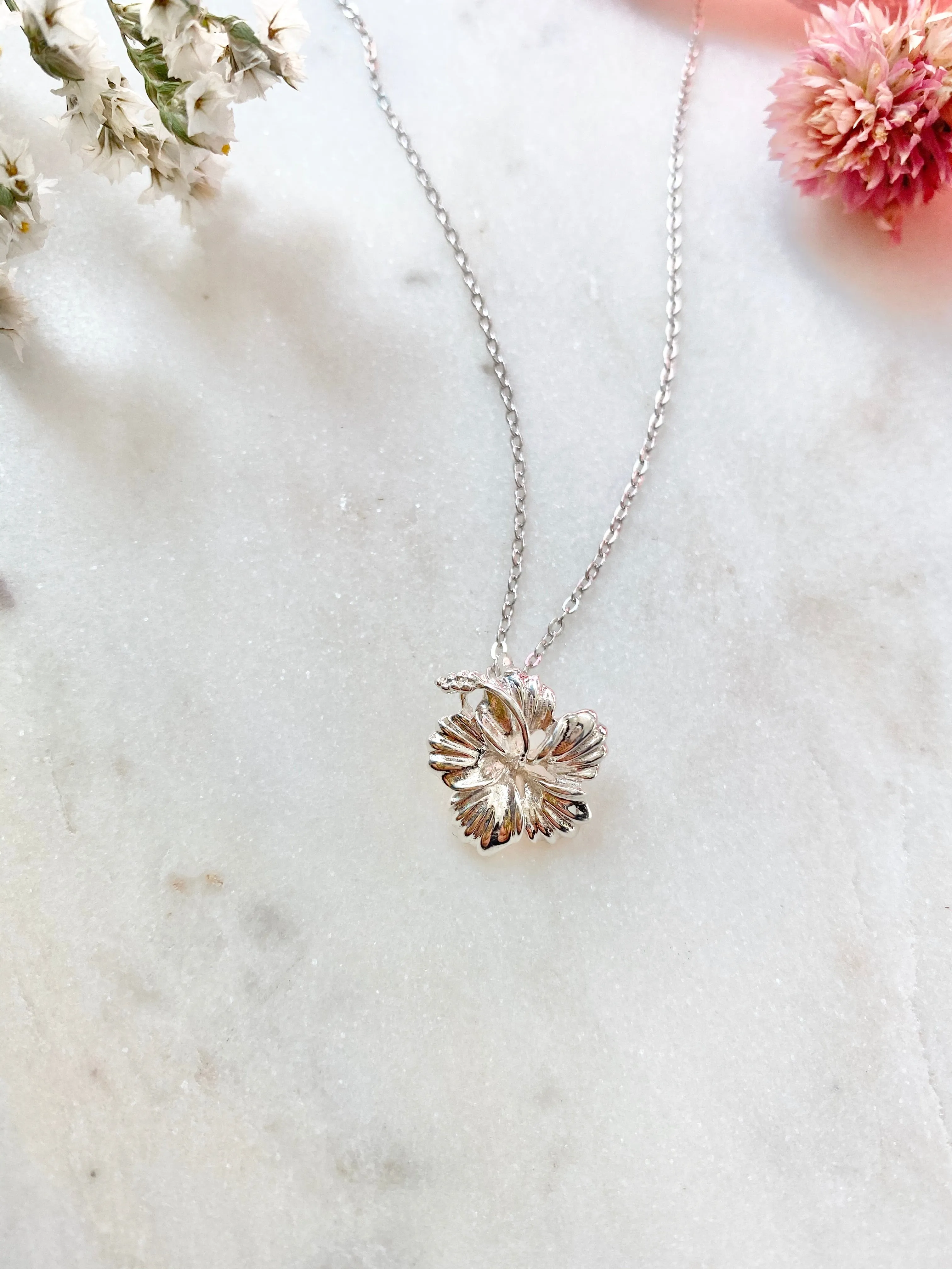 Hibiscus necklace, Hawaiian necklace
