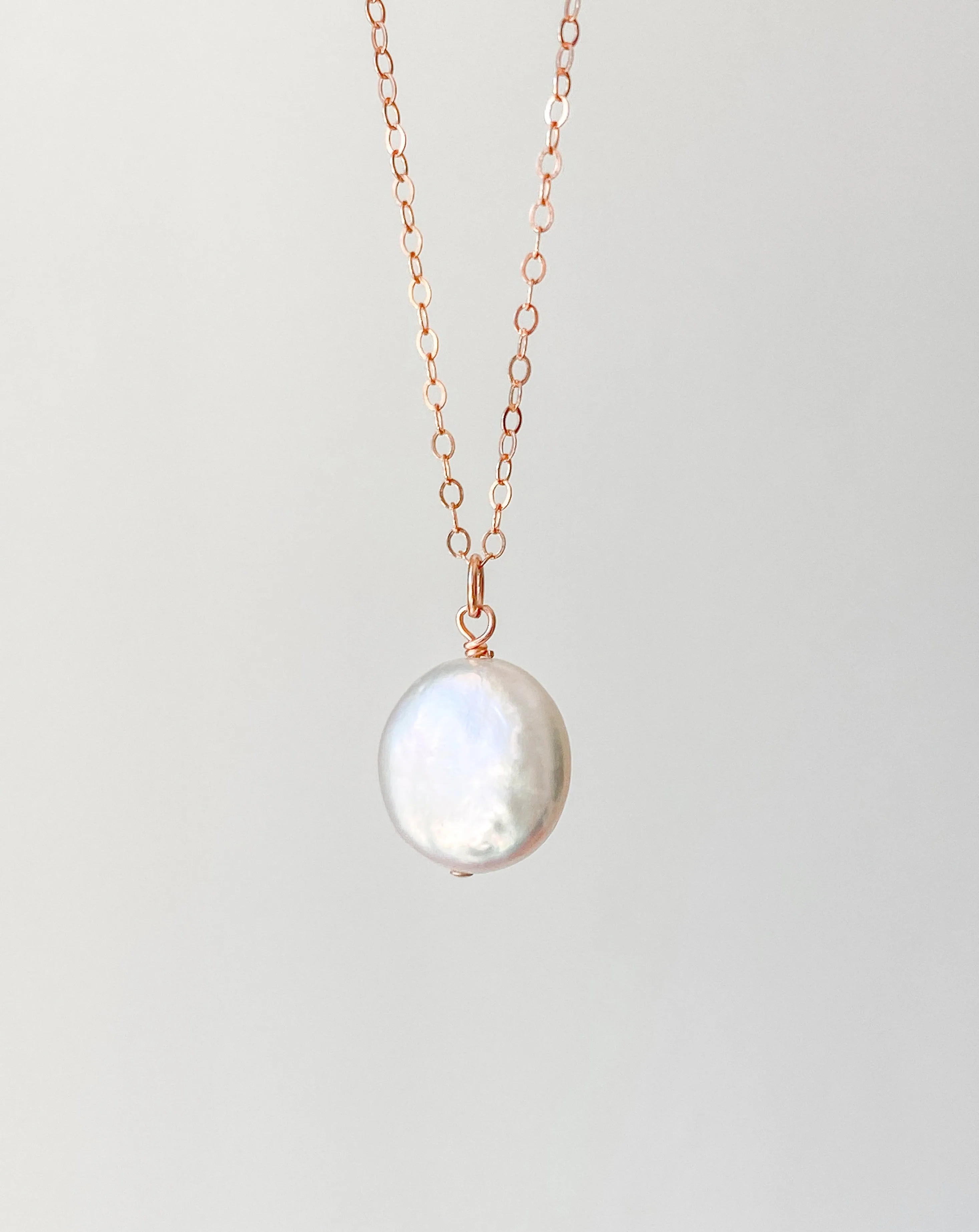Lua Pearl Necklace