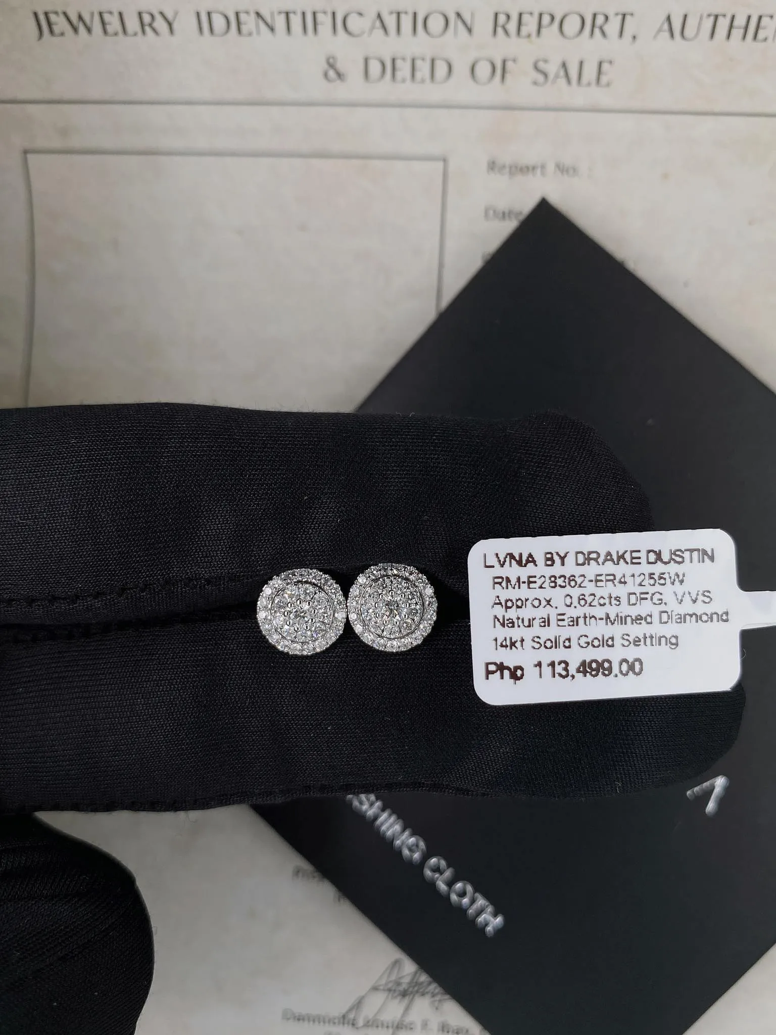 #LVNA2024 | Classic Round Lovebright Halo Diamond Earrings 14kt