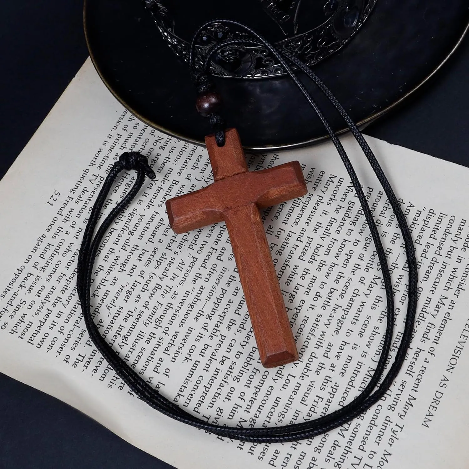 MILAKOO Natural Wood Cross Pendant Necklace for Men Women Car Mirror Charms Pendant Religious Gift