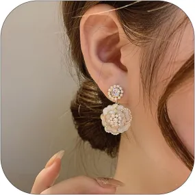 Pearl Flower Earrings for Women Tulip Earrings Elegant Statement Jewelry Trendy Spring Floral Dangle Accessories Lightweight Comfortable Gift
