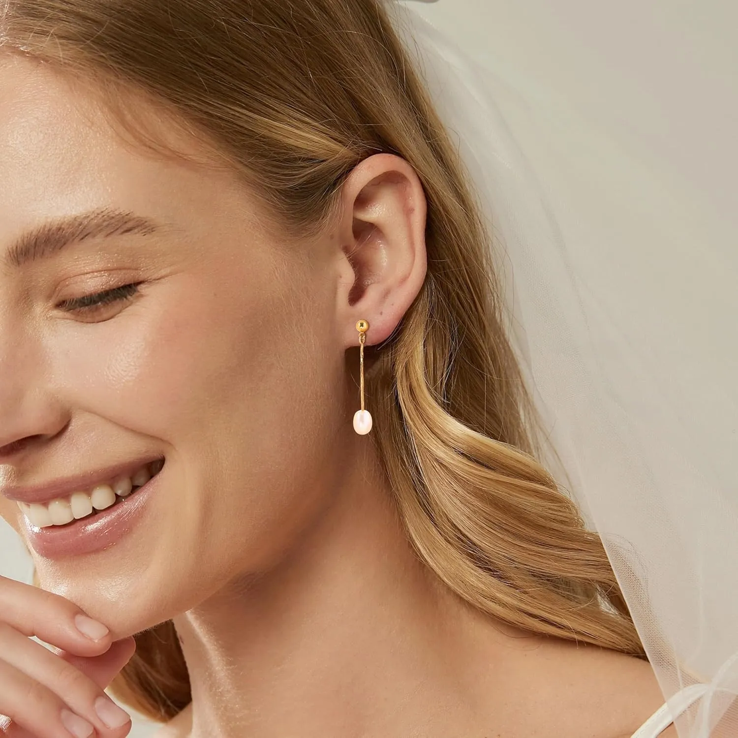 SELSHE Dangle Earrings for Women, 14k Gold Plated Pearl Drop Earring Dainty Gold Earrings for Women Trendy Cute Prom Bridal Earring Long Wedding Pearl Earring Formal Jewelry