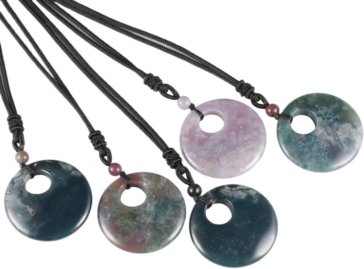 SUNYIK Lucky Coin Pendant Necklace for Women Men, Healing Crystal Amulet Jewelry for Unisex, Donut Round Shaped, Adjustable 18''-28'' strand
